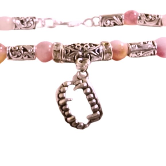 Vampire Teeth Red Stone Beaded Bracelet - Picture 5 of 6